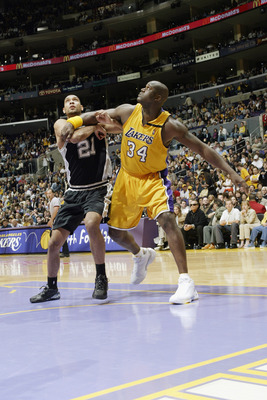 O'Neal and Duncan battle