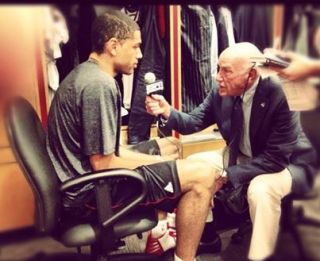 En pleine interview de Nicolas Batum