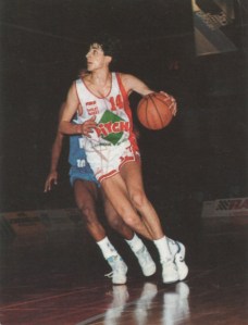 Antoine Rigaudeau formé à Cholet Basket (c) nishibtc