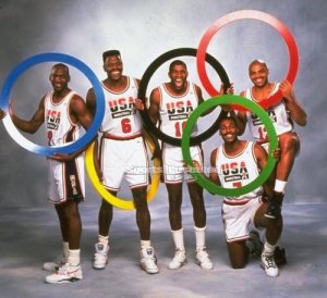 american-dream-team-barcelona-1992-jordan-ewing-johnson-mal