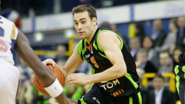 Aymeric Jeanneau sous le maillot de l'Asvel (c) sport365.fr