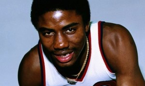 En 78, M.R. Richardson est drafté devant Larry Bird