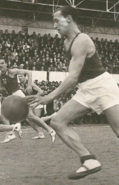 Roland Etienne sous les yeux du public toulousain