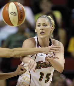 Lauren Jackson - Seattle Storm (c) Elaine Thompson - AP
