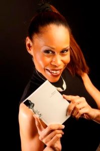 Nyedzi Kpokpoya, auteur du livre Rebond