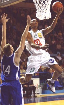 Boris Diaw lors de Pau-Roanne (c) interbasket.net