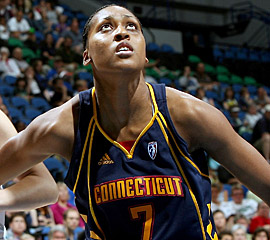 Sandrine Gruda - Connecticut Sun (c) Tensportsclub.com