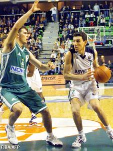 Laurent Sciarra - Asvel (c) Fiba - AFP