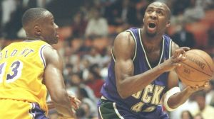 Vin Baker - Milwaukee Bucks (c) sportingnews com