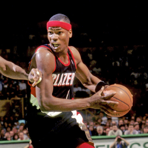 Portland Trailblazers Cliff Robinson vs Boston Celtics Robert parish 1992