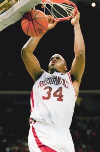 Corliss Williamson - Arkansas Razorbacks (c) Bob Jordan-AP Photo