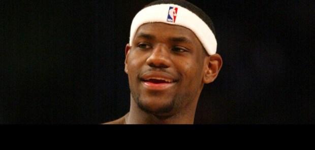 Lebron James avec Cleveland (c) Dan MacMedan - USA TODAY Sports