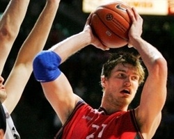 Tiago Splitter - Tau Vitoria (c) euroleague.net