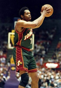 Sam Perkins - Seattle Sonics (c) DR