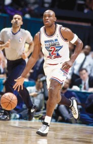 Richmond avec une paire de Air Jordan 9 