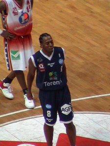 Danny Strong avec Gravelines face à Chalon (c) planetebasket.free.fr