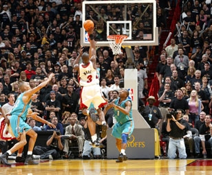 hpg0304_040418_wade1