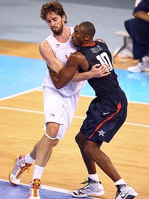 Deux Lakers face à face pour le plus beau match de l'histoire.