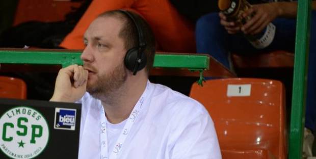 frederic-weis-au-micro-de-france-bleu-limousin-c-a-mounic-lequipe