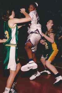 Tamika Catchings lors de la saison 96-97 avec Duncanville (c) Barry Mccoy