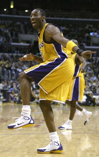 kobe-2k4-8