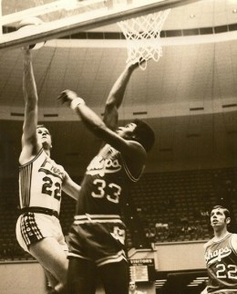 Al-Cueto-Memphis-vs-Texas