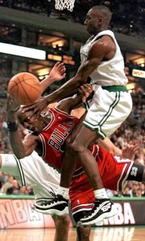 dee-brown-michael-jordan